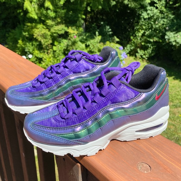 Nike Shoes - *NEW* Nike Air Max 95 Se Court Purple Shoes